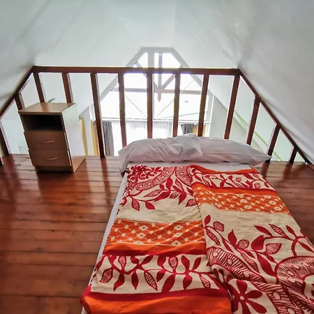 Napospart 32 アパート バラトンレッレ