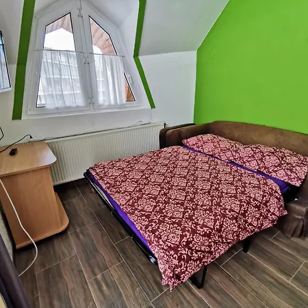 Napospart 32 アパート